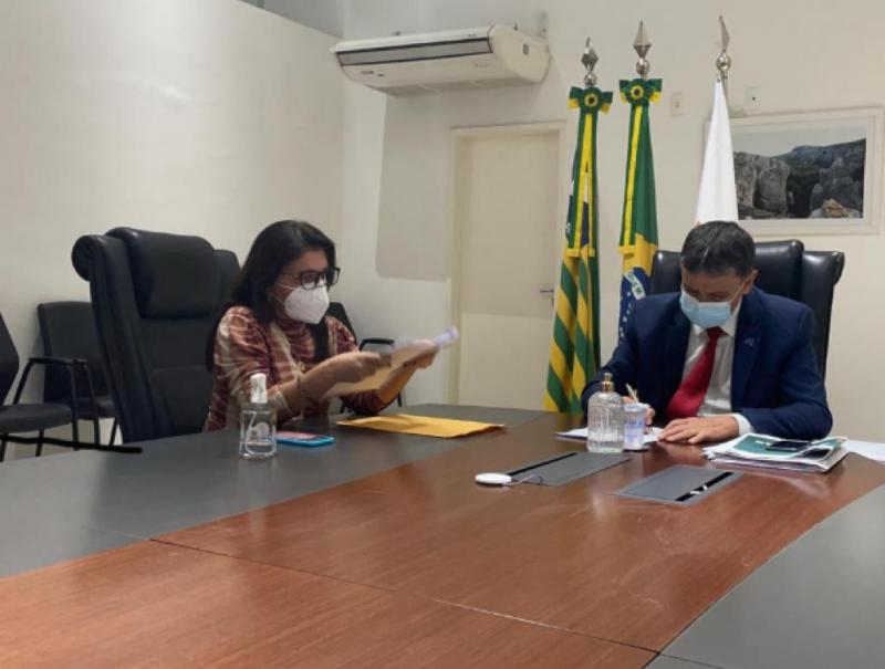 Prefeita Meninha com o Governador Welington Dias