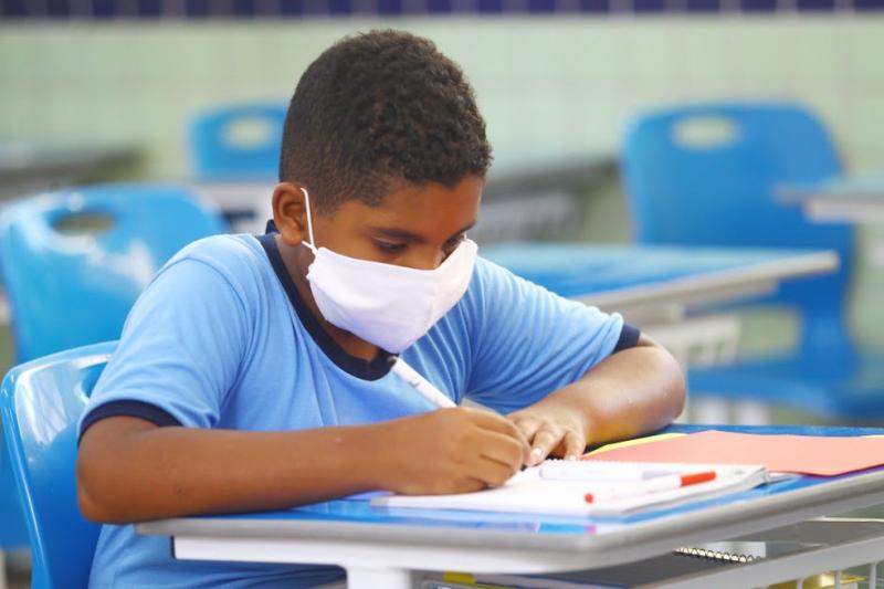Volta às aulas serão em formato híbrido na maioria das escolas — Foto: Claudio Vieira/ PMSJC