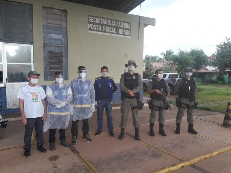 Barreira da Ciptur e Vigilância Sanitária de Luis Correia em Chaval/Ce