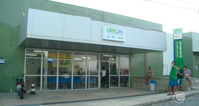 Homem foi levado para a Unidade de Pronto Atendimento (UPA) do Bairro Renascença, em Teresina — Foto: Reprodução/TV Clube