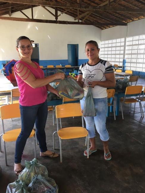 Entrega de Kits de Merenda Escolar