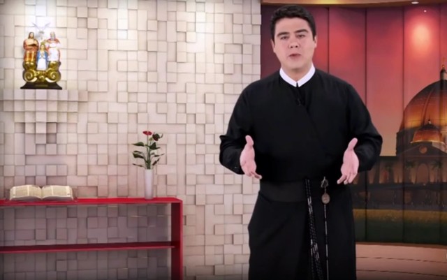 Padre Robson era investigado por desvio de dinheiro da Afipe — Foto: Reprodução/TV Anhanguera