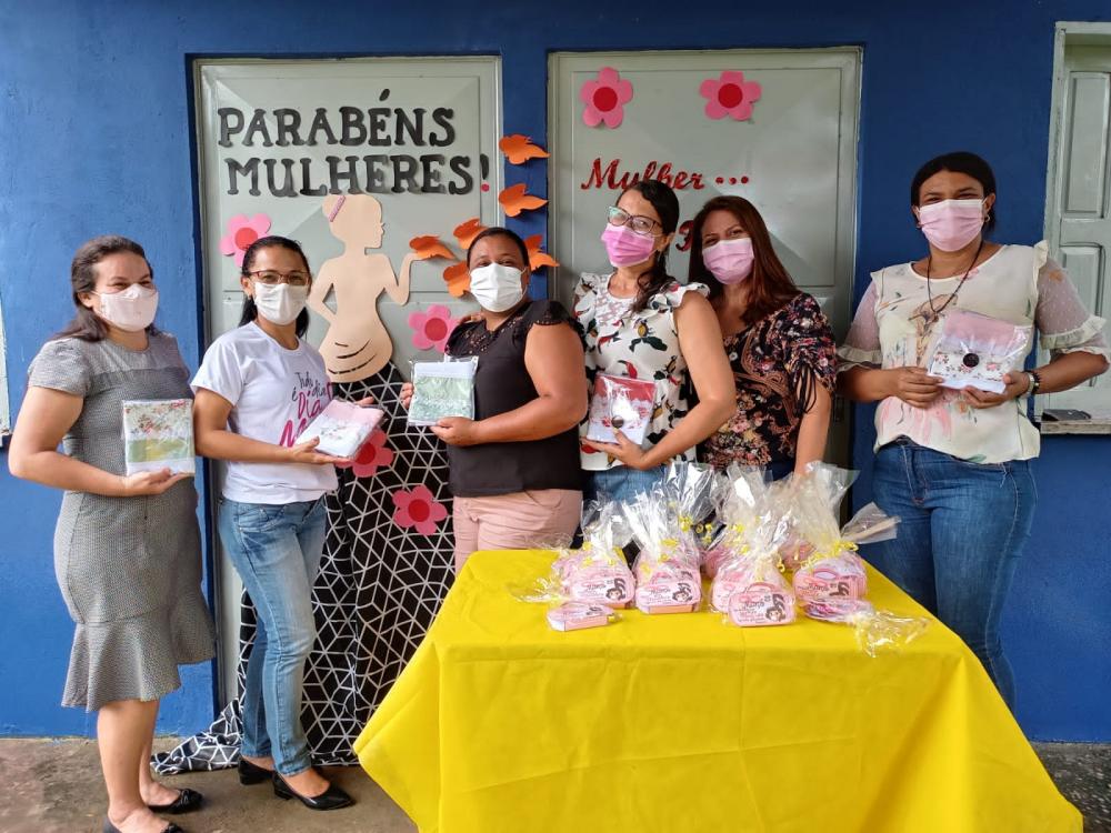 Fotos professoras da creche Joana Pereira das Neves Rocha