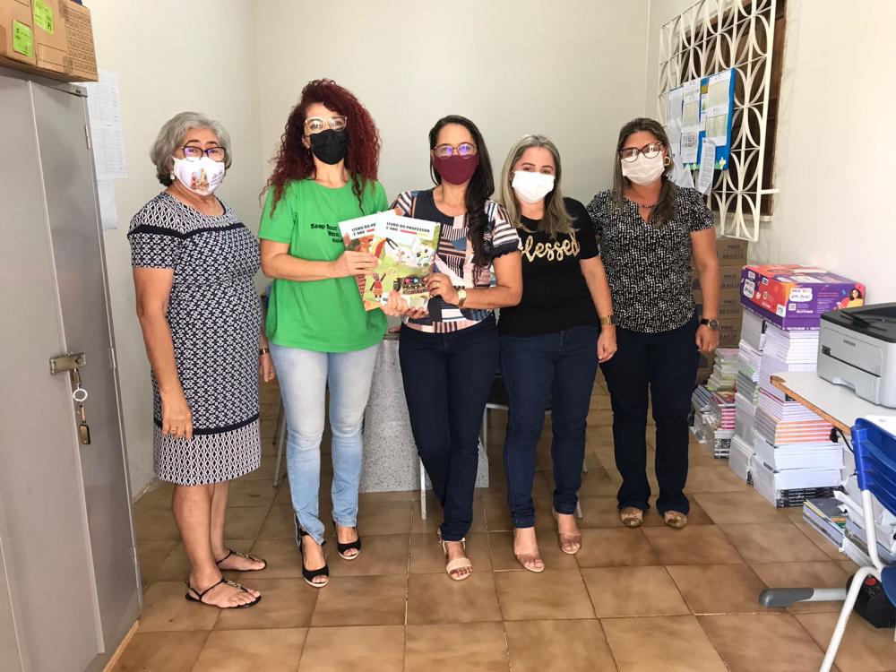 Educadores foram contemplados com material do PPAIC (Foto: Arquivo Pessoal)