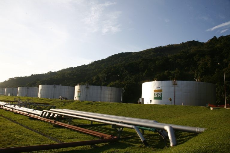 Mais de 12 mil km de dutos no País são operados pela Transpetro - (Foto: Divulgação Transpetro)