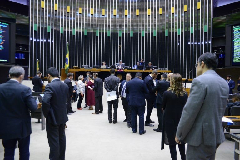 Deputados em sessão do Plenário - (Foto: Wesley Amaral/Câmara dos Deputados)