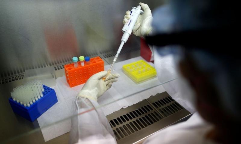 Testes detectam coronavírus em pacientes — Foto: Divulgação/ Secom