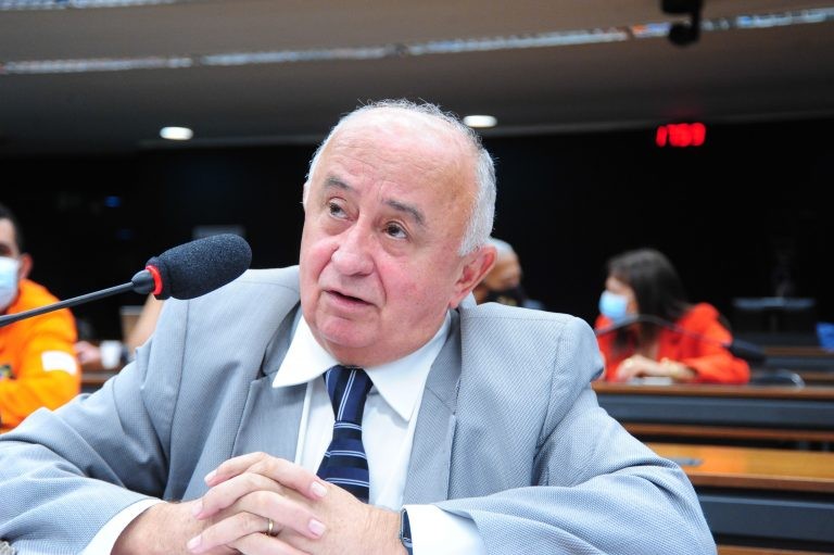 Júlio Cesar: entidades recebem recursos públicos de loterias - (Foto: Billy Boss/Câmara dos Deputados)