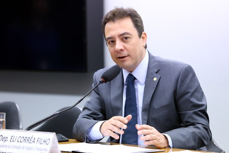 Eli Corrêa Filho recomendou a aprovação do projeto - (Foto: Antonio Augusto/Câmara dos Deputados)