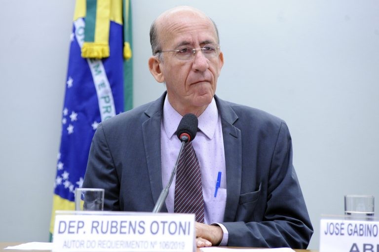 Deputado Rubens Otoni, autor da proposta - (Foto: Cleia Viana/Câmara dos Deputados)