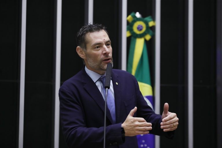 Marangoni: medida contribuirá para aperfeiçoar o sistema de cumprimento da pena - (Foto: Bruno Spada/Câmara dos Deputados)