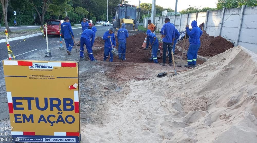 Obra na avenida Raul Lopes. Foto (Ascom/ETURB)