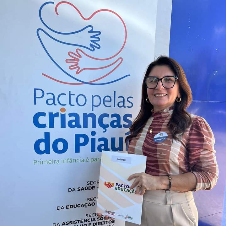 Prefeita Maninha assinou o Pacto da Criança Feliz 