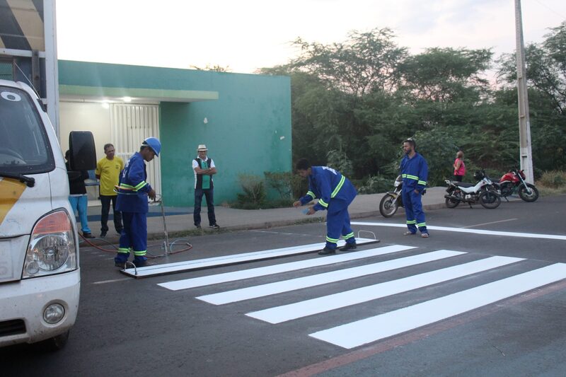 Avenida Severo Eulálio é uma das principais vias do município (Foto: Rawena Sousa)