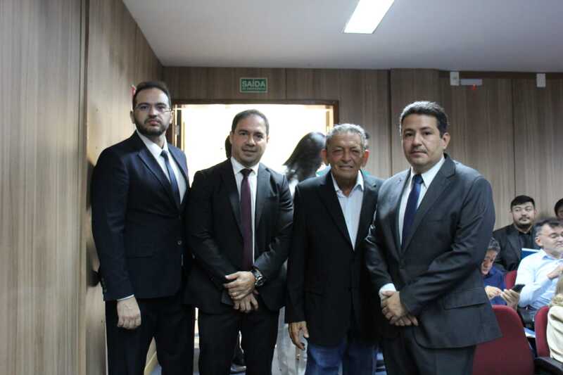 Representantes do Executivo Municipal participaram do encontro (Foto: Daniel Holanda)