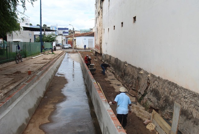 Obra beneficiará a população em vários sentidos (Foto: Daniel Holanda)