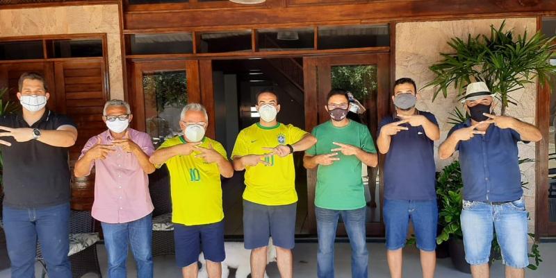 Encontro marca apoio político em Água Branca. 