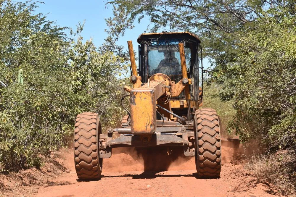 A recuperação das estradas vicinais melhora o tráfego dessas vias (Foto: Rawena Sousa)