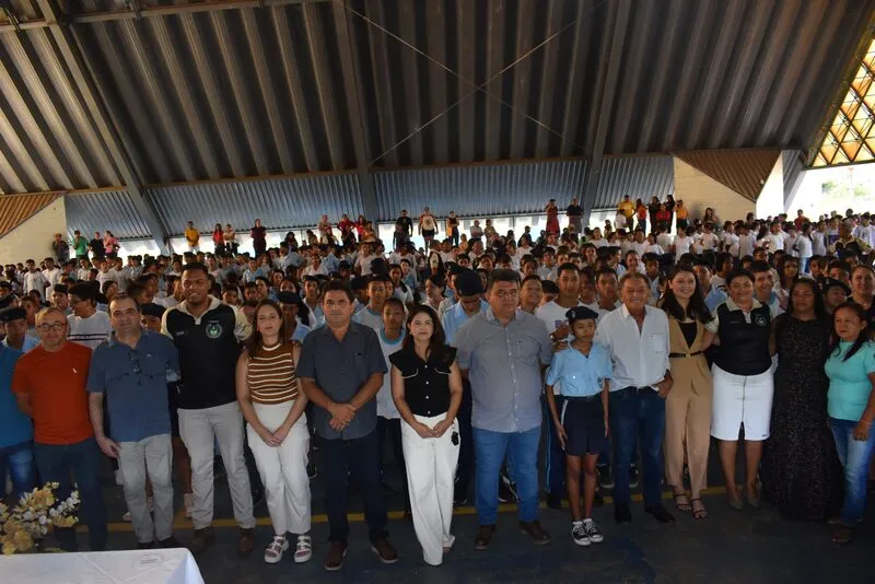 O evento foi realizado na quadra de esportes da Escola Cívico Militar Coronel João de Almeida (Foto: Rawena Sousa)