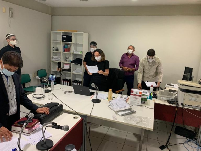 Julgamento em Batalha. 