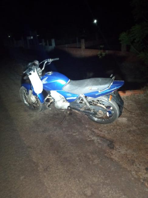 Moto que a vítima pilotava. 
