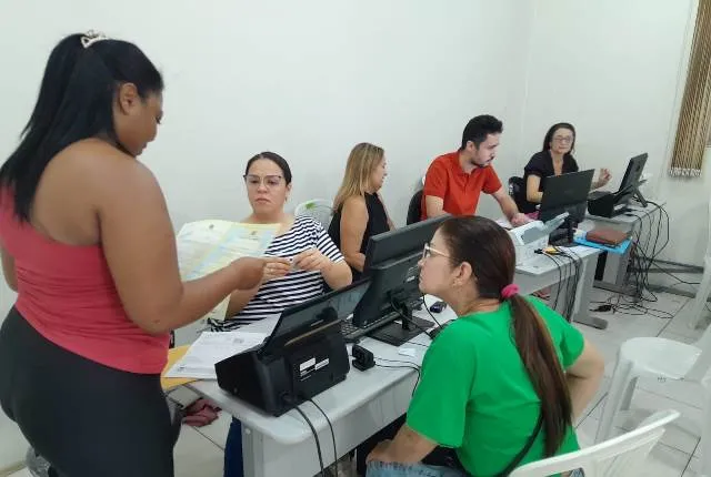 A pasta alerta que vários servidores efetivos ainda não se recadastraram.