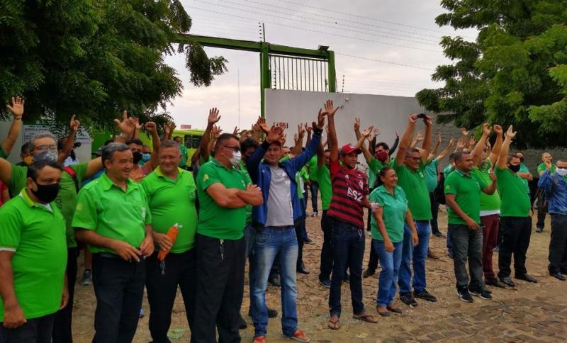 Foto: ReproduçãoMotoristas e cobradores de ônibus fazem 2º dia de paralisação em Teresina — Foto: Arquivo pessoal