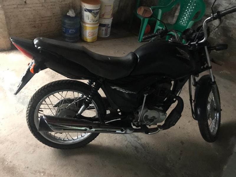 moto furtada em Cajueiro da Praia