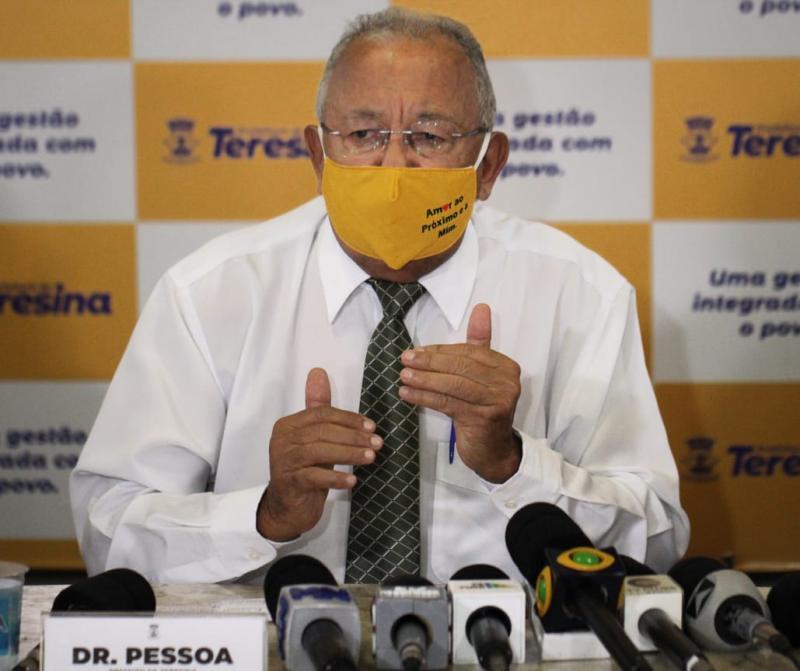 Prefeito de Teresina Dr Pessoa (Foto: Ricardo Morais/ OitoMeia)