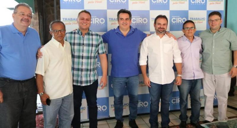Senador Ciro Nogueira com parte de integrantes do Progressistas em Teresina Foto: Divulgação/Redes Sociais